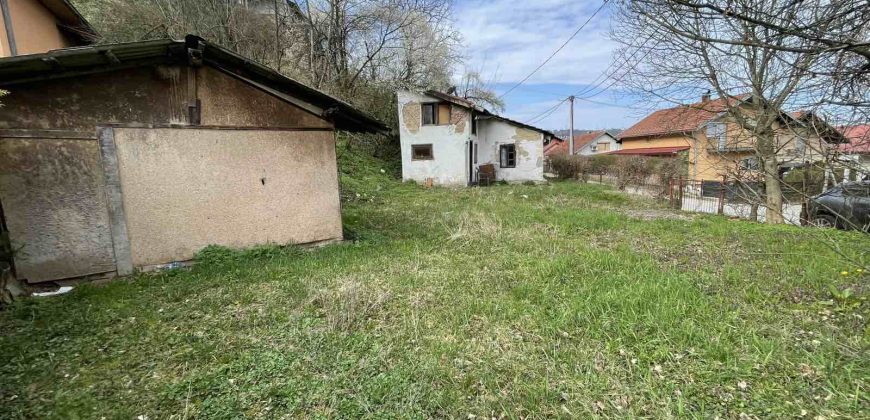 Građevinsko zemljište 250 m2 – Mejdan