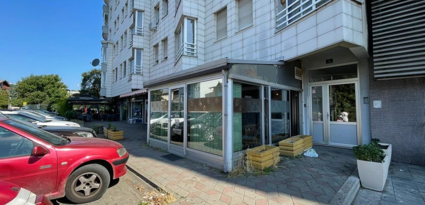 Poslovni prostor 45m2 – kafe bar – Čaire