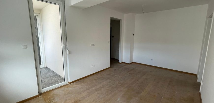 Trosoban stan 74,21m2 sa garažnim mjestom – Centar