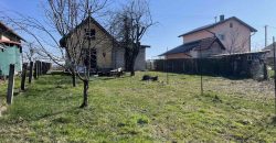 Vikendica 70 m2 i placa 1070m2 – Slatina