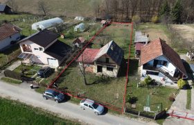 Vikendica 70 m2 i placa 1070m2 – Slatina