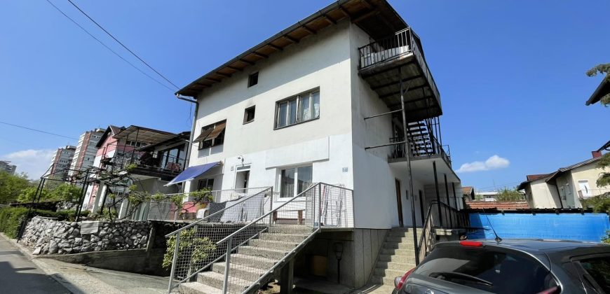 Četvorosoban stan 80m2 (sprat kuće) – Borik