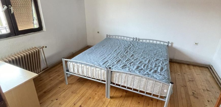 Četvorosoban stan 80m2 (sprat kuće) – Borik