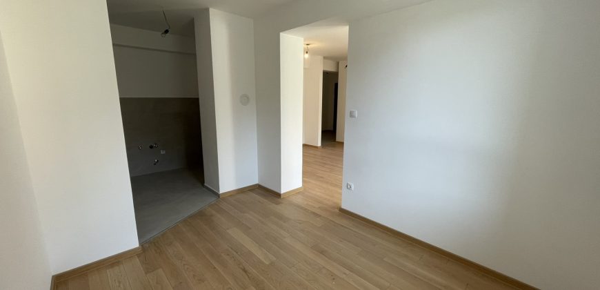 Dvosoban stan 64m2 sa garažnim mjestom – Centar