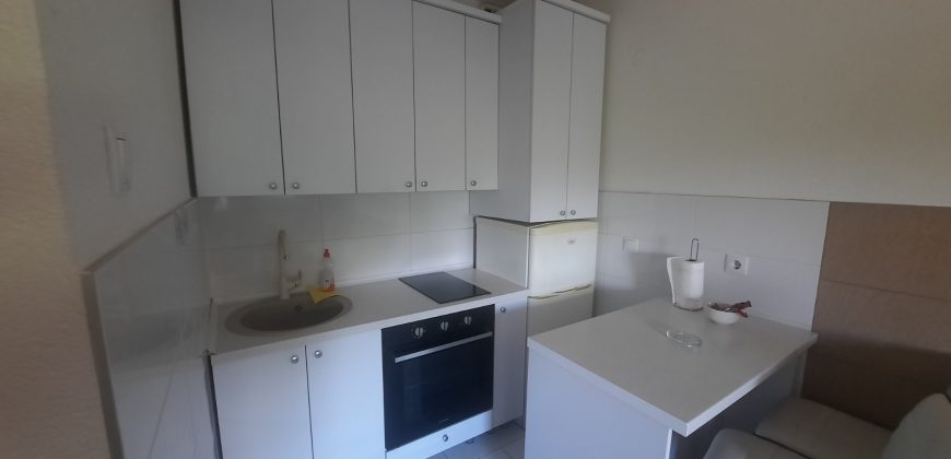 Garsonjera 27 m2 – Naselje Mjesec