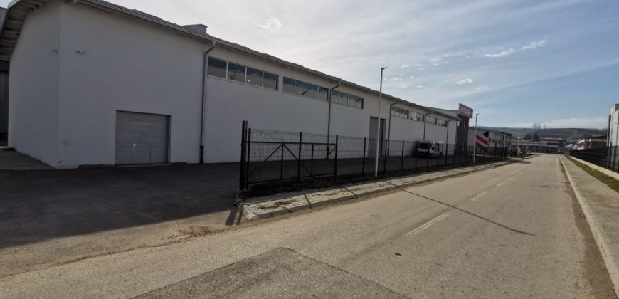 Poslovni objekat (hala) 1300 m2 – Ramići