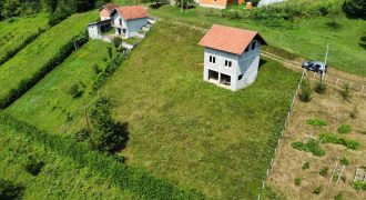 Kuća 100 m2 na placu od 1363 m2 – Ramići