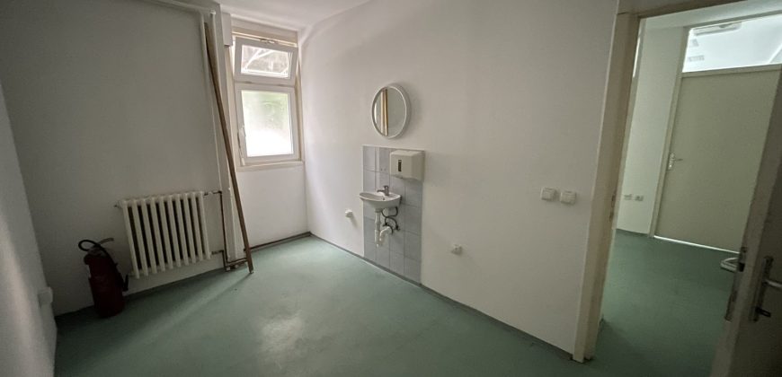Poslovni prostor 55 m2 – Mejdan