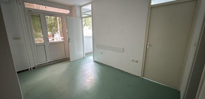 Poslovni prostor 55 m2 – Mejdan