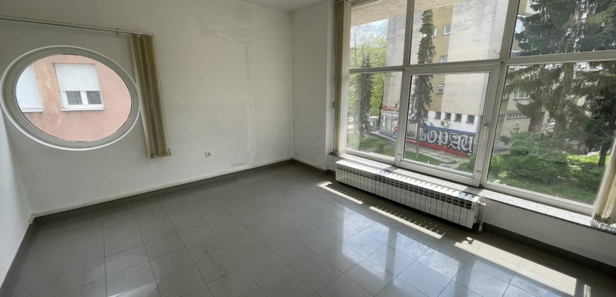 Poslovni objekat 211 m2 – Hiseta