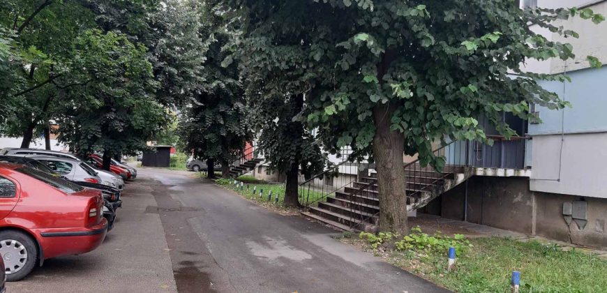 Poslovni prostor 55 m2 – Mejdan