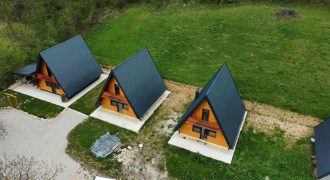 Prodaju se tri vikendice – Jagare