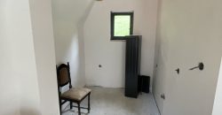 Prodaju se tri vikendice – Jagare