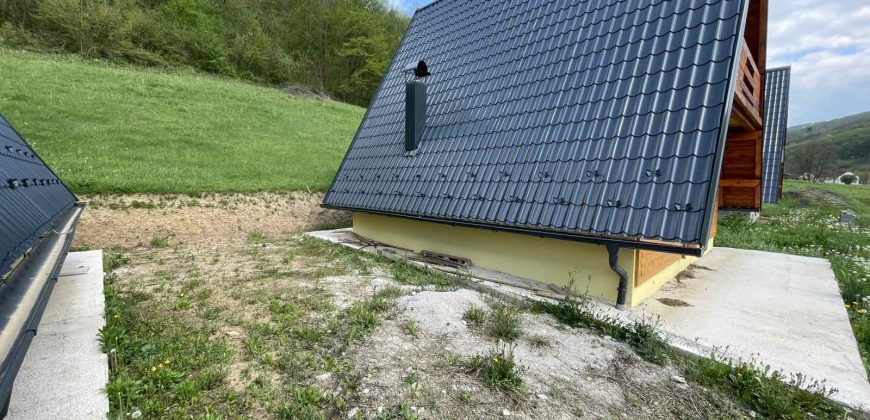 Prodaju se tri vikendice – Jagare