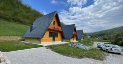 Prodaju se tri vikendice – Jagare