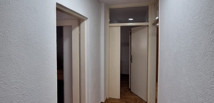 Trosoban stan 62 m2 – Mejdan