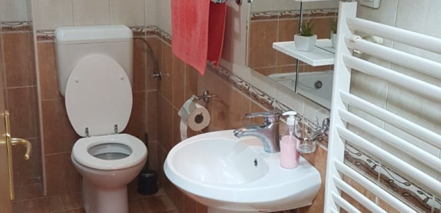 Dvosoban stan 40m2 sa garažnim mjestom – Mejdan