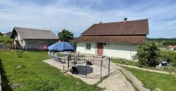Kuća sa pomoćnim objektima – Veliko Blaško