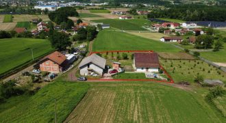 Kuća sa pomoćnim objektima – Veliko Blaško