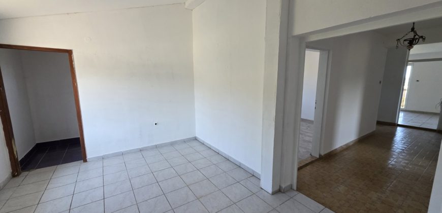 Kuća sa pomoćnim objektima – Veliko Blaško