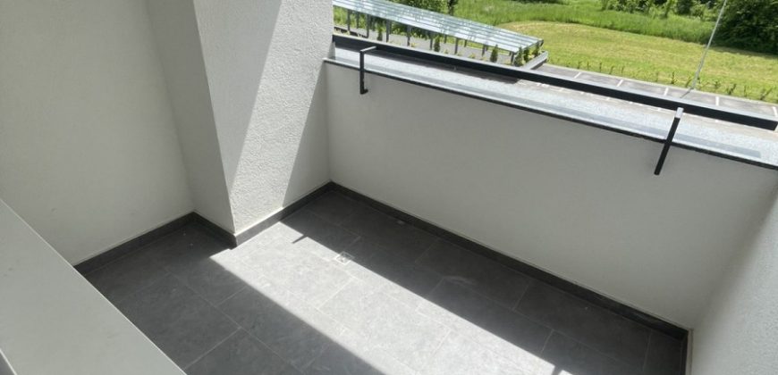 Trosoban stan 54m2 sa garažnim mjestom – Ada