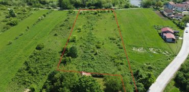 Zemljište 4823 m2 – Medeno polje
