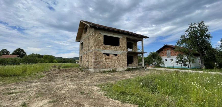 Kuća u izgradnji 120 m2 – Jablan