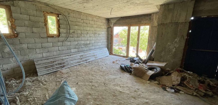 Stambeni objekat (kuća) 98 m2 – Lauš