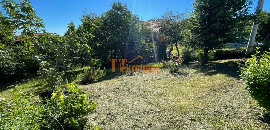 Stambeno poslovni objekat (kuća) 300 m2 – Lauš