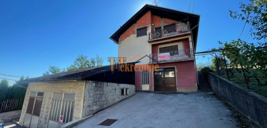 Stambeno poslovni objekat (kuća) 300 m2 – Lauš