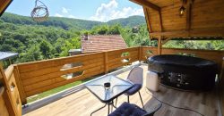 Prodaju se tri stambena objekta sa ladarom – Starčevica
