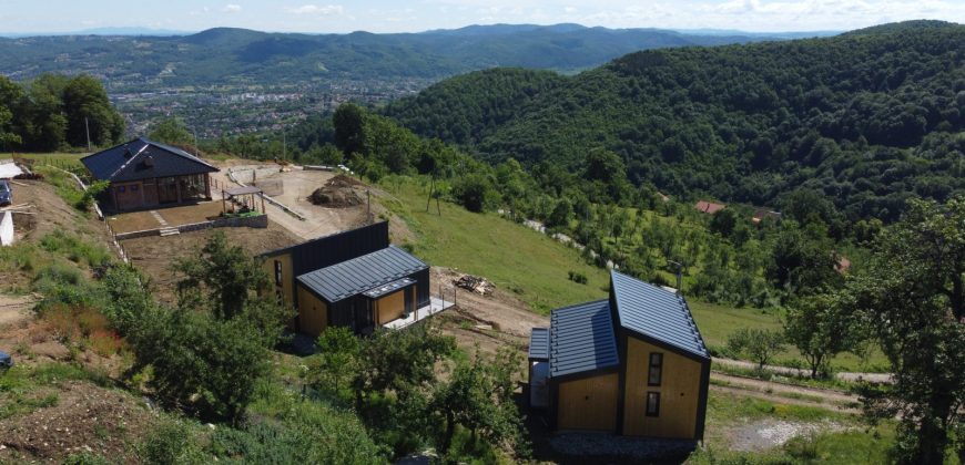 Dvije kuće sa panoramskim pogledom – Starčevica