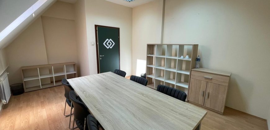 Poslovni prostor 87 m2 – Centar