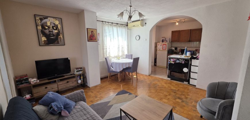 Trosoban stan 61 m2 – Starčevica