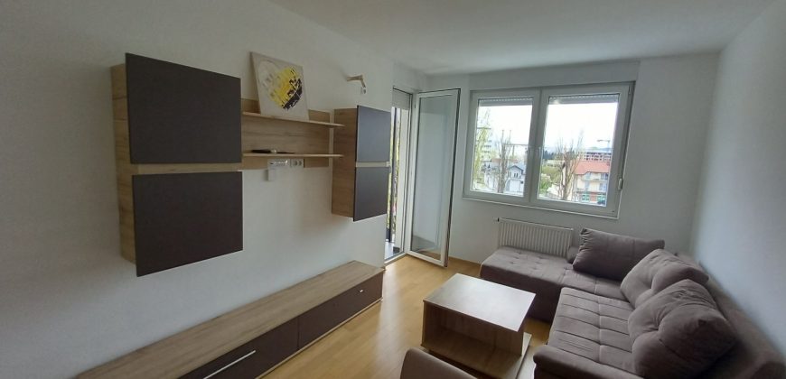 Dvoiposoban stan 45 m2 – Ada