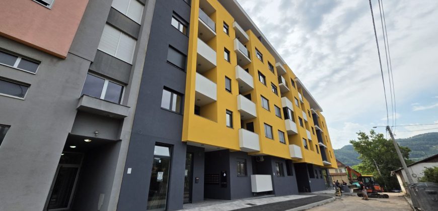 Dvosoban stan sa garažnim mjestom 38 m2 – Centar