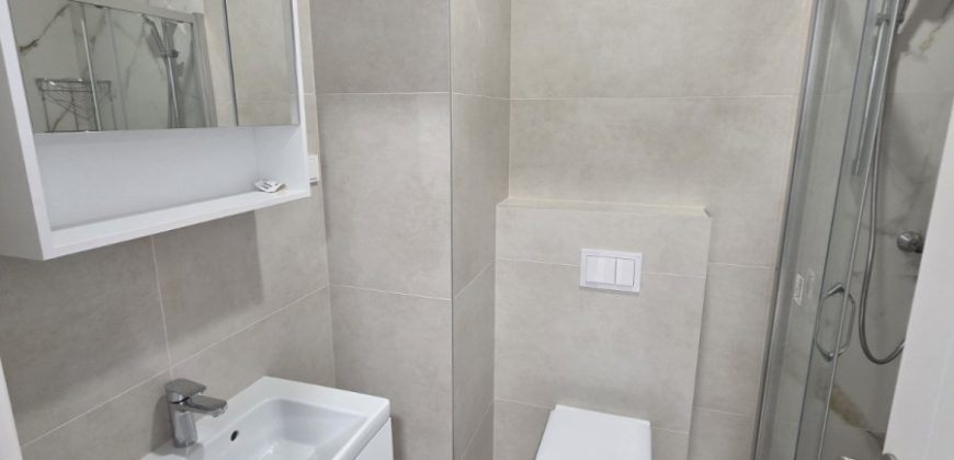 Dvosoban stan sa garažnim mjestom 38 m2 – Centar