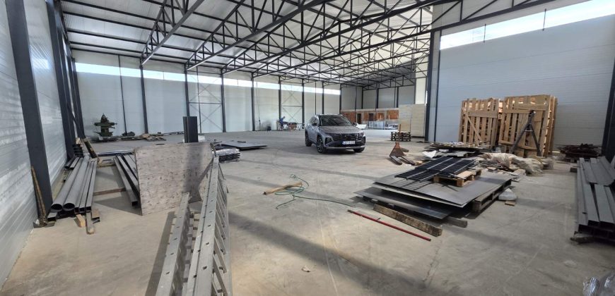 Poslovni objekat (hala) 780 m2 – Dragočaj