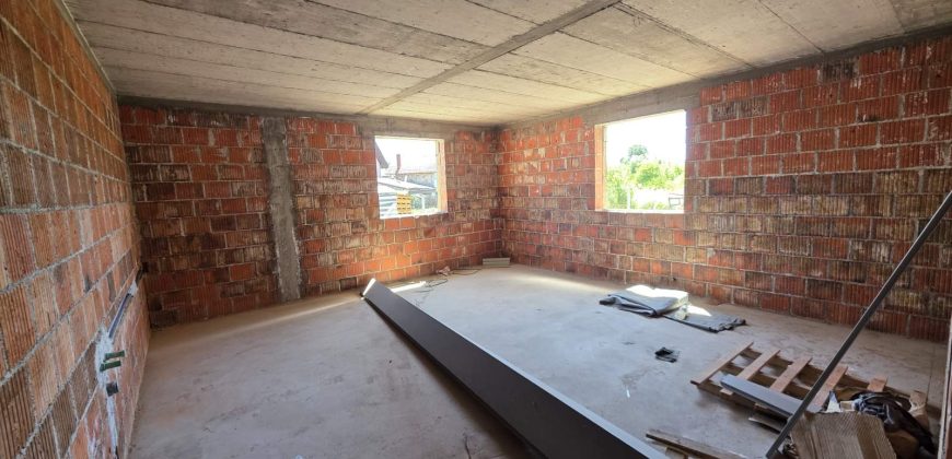 Poslovni objekat (hala) 780 m2 – Dragočaj