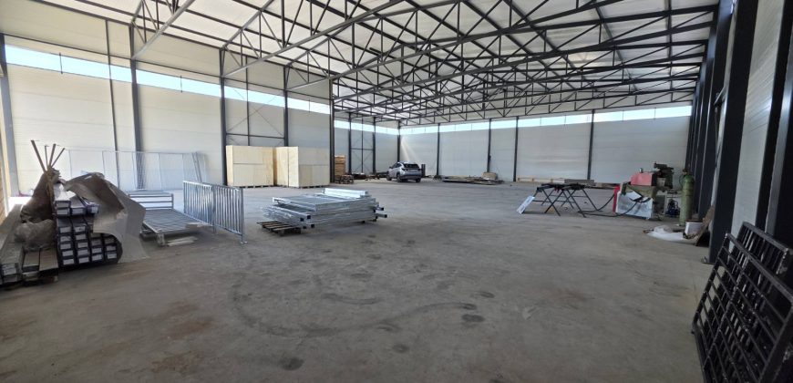 Poslovni objekat (hala) 780 m2 – Dragočaj