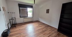 Konforan trosoban stan 100 m2 – Petrićevac