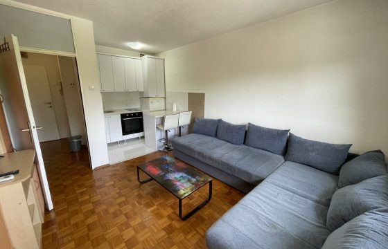 Garsonjera 27 m2 – Naselje Mjesec