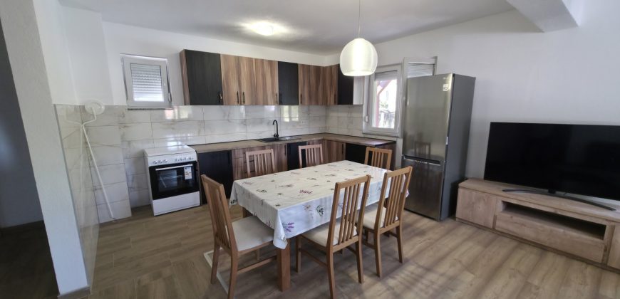 Stambeni objekat 125,72 m2 i placa 1079 m2 – Jagare