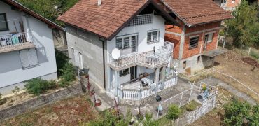 Stambeni objekat 130m2 na placu od 417m2 – Šeher