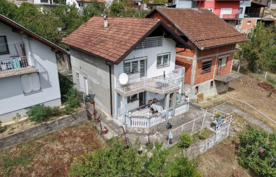 Stambeni objekat 130m2 na placu od 417m2 – Šeher