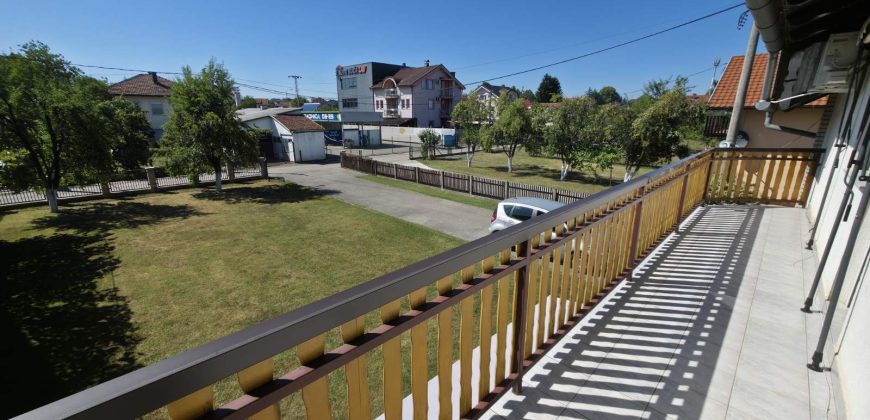 Stambeni objekat (kuća) 180 m2 – Zalužani