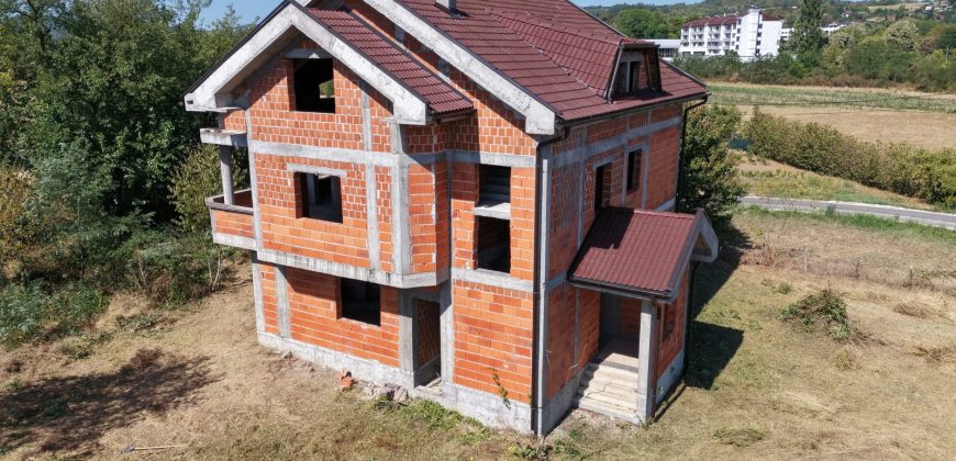 Stambeni objekat u izgradnji 397 m2 – Laktaši