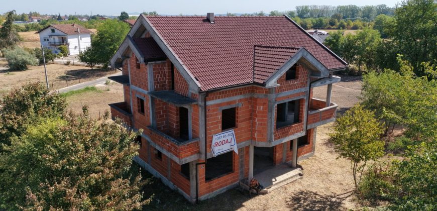Stambeni objekat u izgradnji 397 m2 – Laktaši