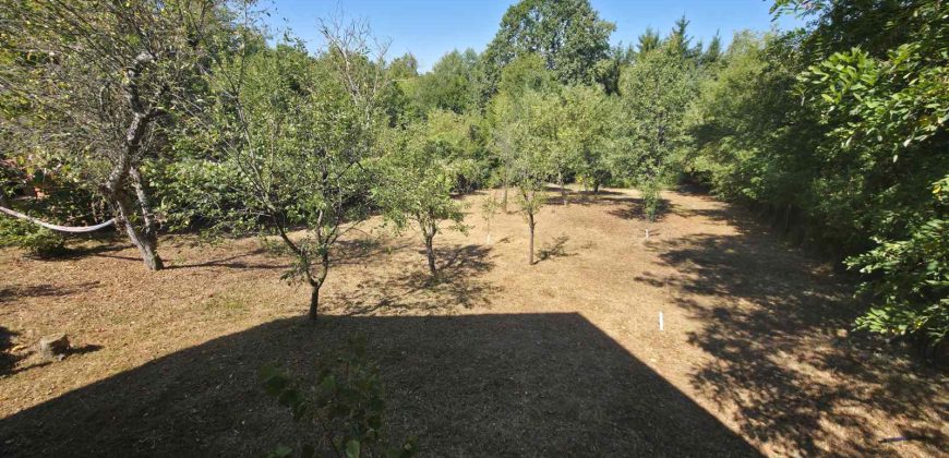 Vikend kuća 75 m2 i placa 1500 m2 – Aleksići