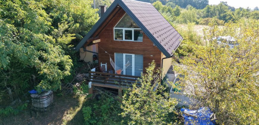 Vikend kuća 75 m2 i placa 1500 m2 – Aleksići